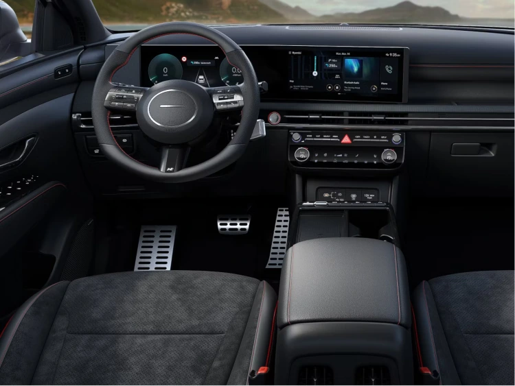 Hyundai TUCSON N Line wnętrze